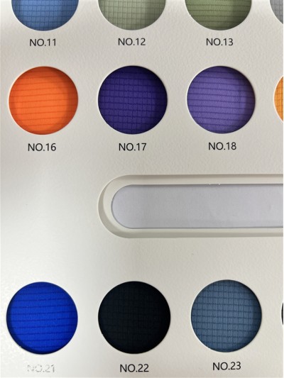 GZ-DZLP  F084  速乾方格  規格：160cm  克重：75g/㎡  成分：100%復合彈性纖維  吸濕速乾  7A抗菌 細節-3